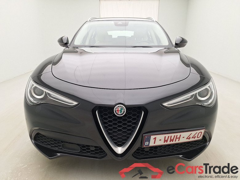 Alfa Romeo, Stelvio '17, Alfa Romeo Stelvio 2.2 D 190 Lusso 5d #1