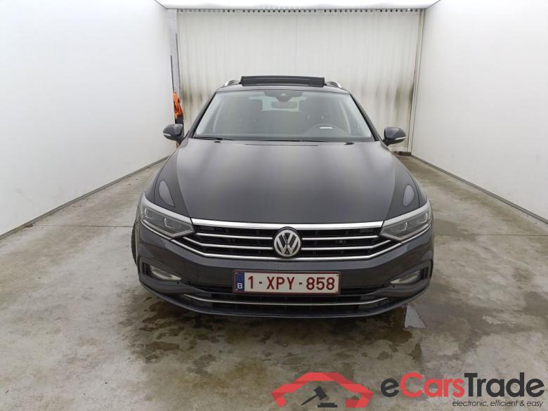 Volkswagen Passat Variant 1.5 TSI OPF DSG7 Style Business 5d #1