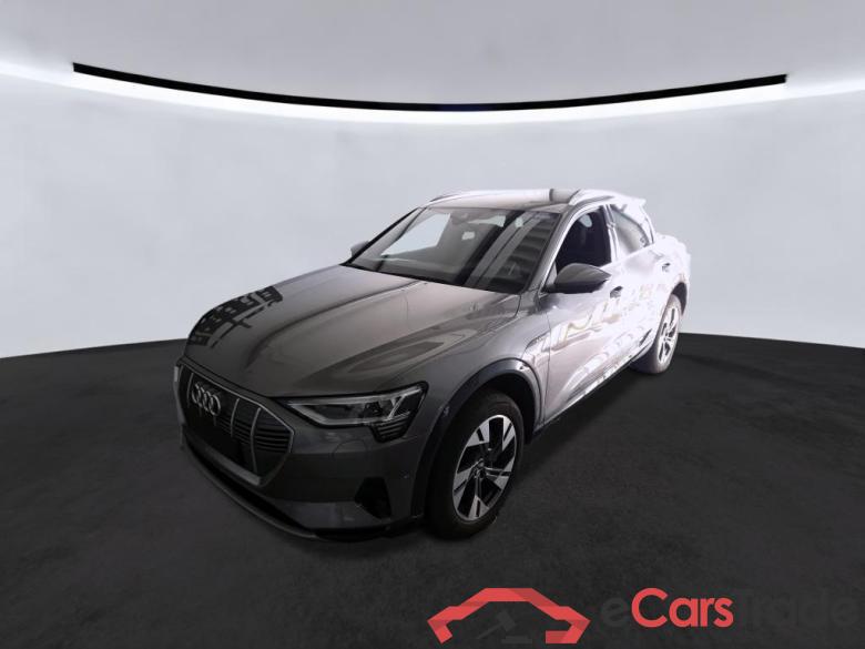 Audi 50 quattro advanced E-tron #1