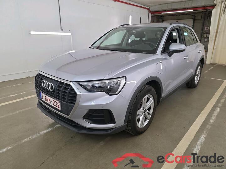 Audi Q3 Q3 45 TFSI e S tronic (PHEV) 180kW/245pk  5D/P Auto-6 #1
