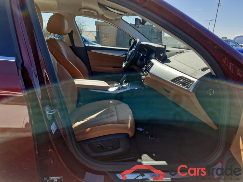 BMW  Serie 5 Touring  (G31) (2017) 530i Touring xDrive AT 5d #6