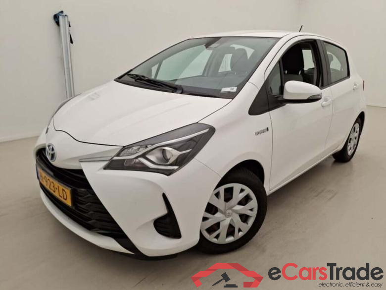 TOYOTA Yaris 1.5 Hybrid Active CVT 