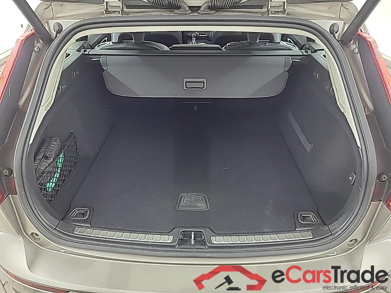 VOLVO V60 D3 Geartronic Momentum 5D 110kW #5