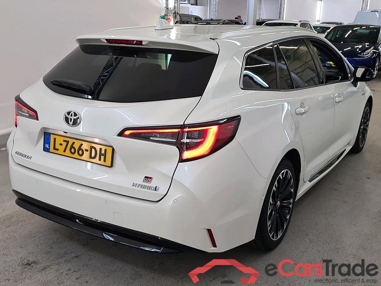 Toyota Corolla TS '19 Toyota Corolla Touring Sports 1.8 Hybrid GR-Sport 5d #2