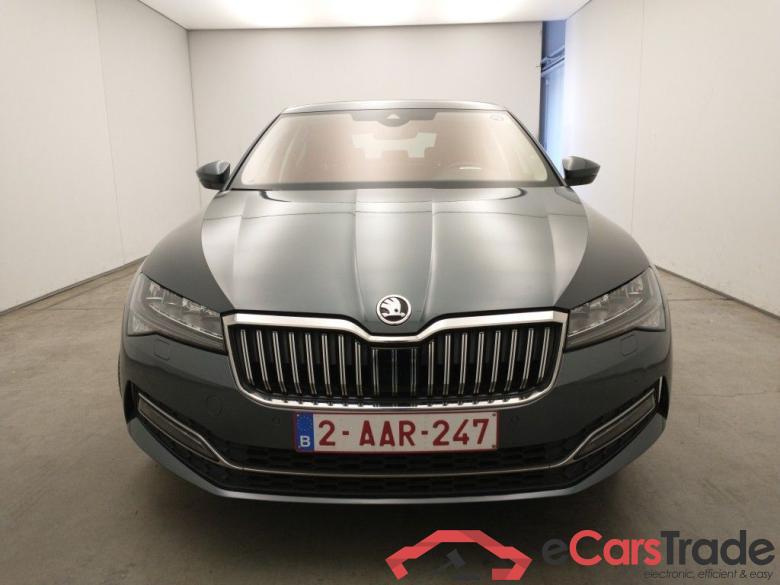Skoda Superb 2.0 CRTDI 90kW DSG7 Style 5d #1