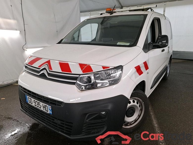 Citroen Taille M 1000kg PureTech 130 S&S AT Club Berlingo Fourgon Club M 1000 1.2 PureTech 130CV BVA8 E6d
