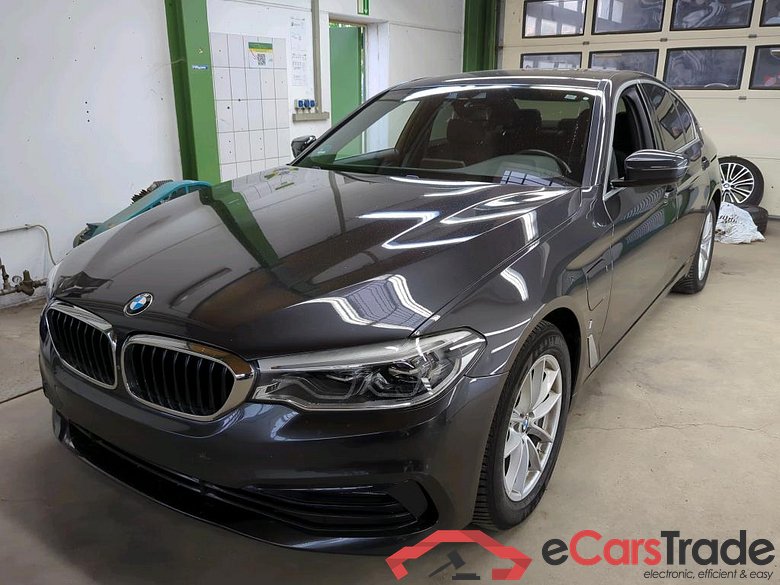 BMW 5-Serie ´16 Baureihe 5 Lim. 530 e Sport Line 2.0 185KW AT8 E6dT