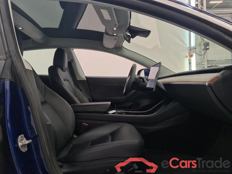 Tesla Model 3 '18 BEV Tesla Model 3 Standard Range Plus RWD 4d #3