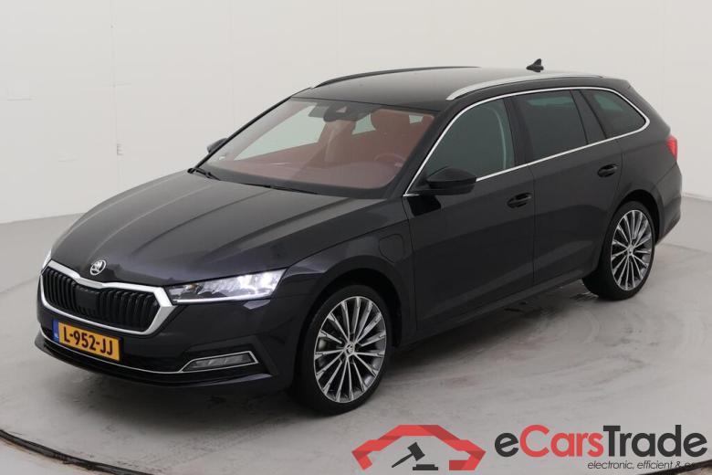 SKODA Octavia Combi 110 kW #1