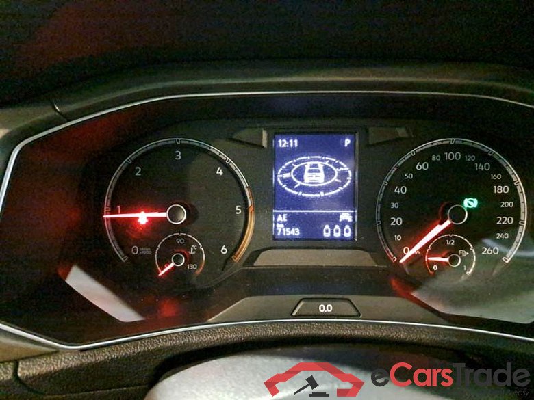 Volkswagen 62 VOLKSWAGEN T-ROC / 2017 / 5P / SUV 2.0 TDI 150CV SCR BUSINESS DSG #4