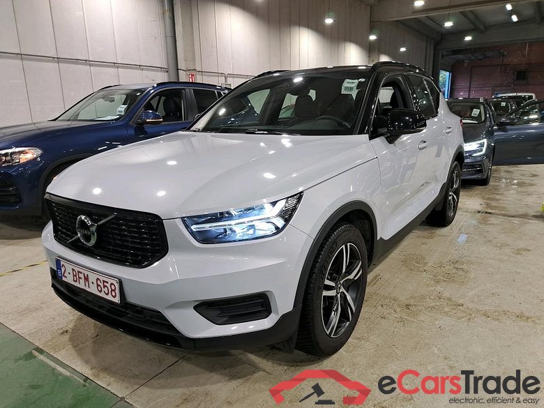 VOLVO XC40 1.5 T3 R-Design