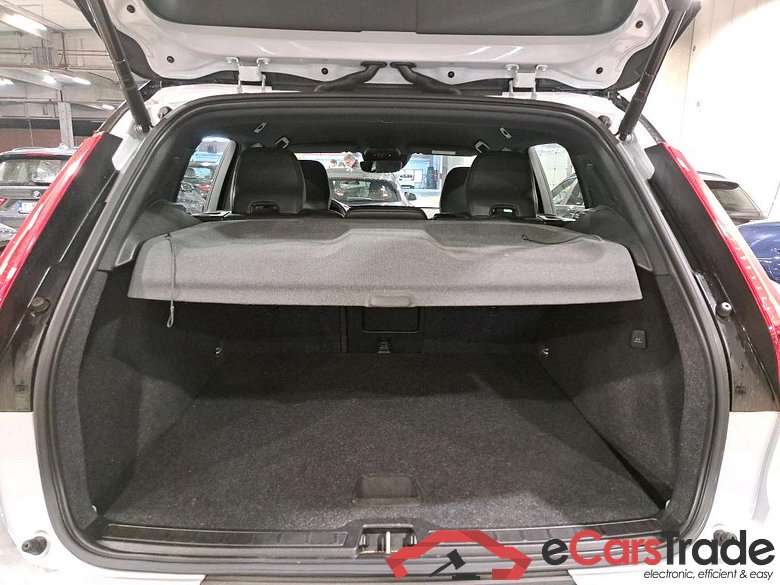 VOLVO XC40 1.5 T3 R-Design #4