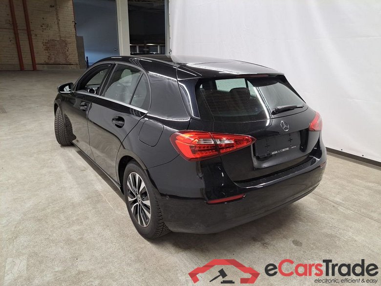 Mercedes-Benz A-Klasse A 180 Business Solution Aut. 5d #5