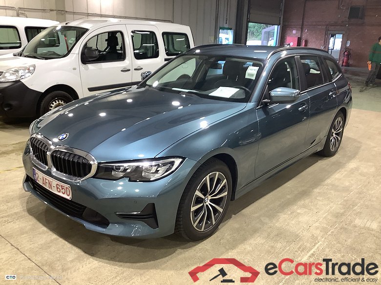 BMW 3 TOURING - 2019 318iA OPF Business Advantage #1