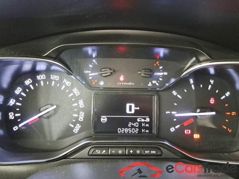 Citroen 22 CITROEN C3 / 2016 / 5P / BERLINA PURETECH 82 SHINE #4