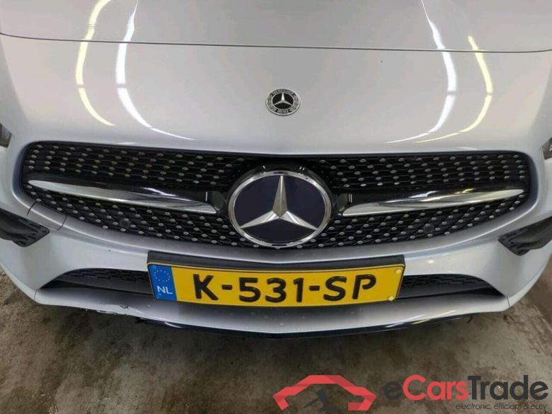 MERCEDES-BENZ CLA-klasse Shooting Brake 250 e Bns Sol AMG Ld #4