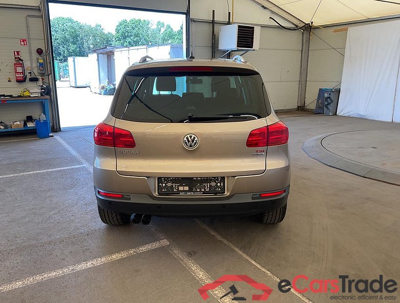 VOLKSWAGEN Tiguan Tiguan Sport & Style 1.4 TSI BlueMotion Technology 118 kW (160 ch) 6 vitesses manuel #3
