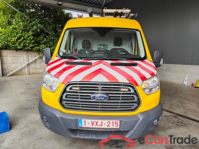 Ford Transit 350M 2.0TD 130pk 96kW M6 Trend 4d