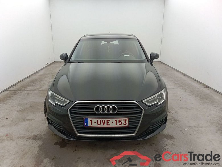 Audi A3 Sportback 1.6 TDi 85kW S tronic Business Edition 5d #2