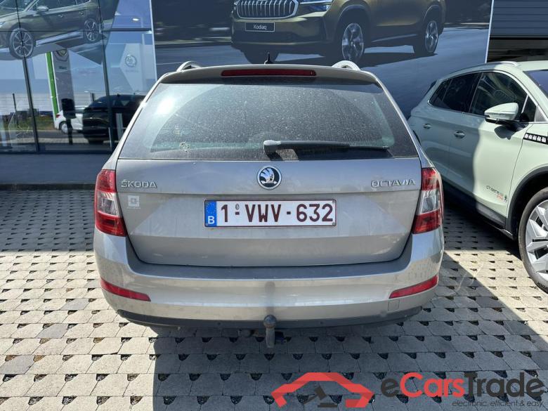 SKODA Octavia Combi Octavia Wagon Elegance 2,0 TDI 110 kW 6-speed automat. #5