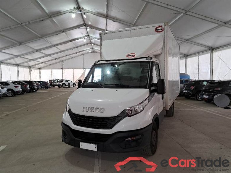 Iveco 98 IVECO DAILY / 2019 / 2P / CABINATO 35S14H 3750 RUOTE SINGOLE