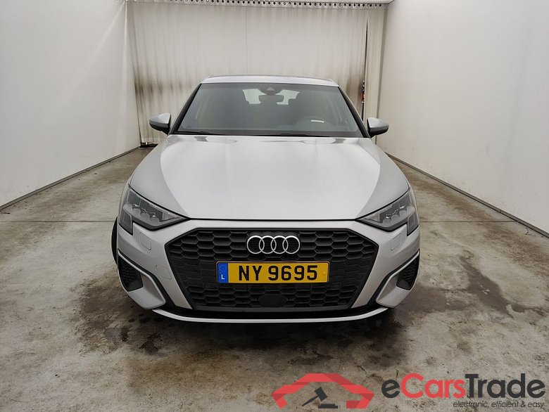 AUDI A3 SPORTBACK - 2020 30 TFSI 110hp 5d #1