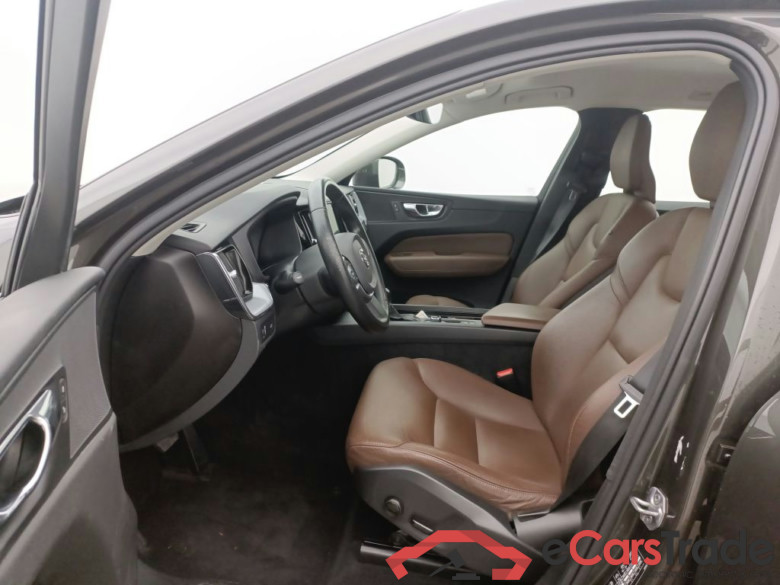 Volvo XC60 2.0 D4 Momentum Aut. LED-Xenon Virtual Navi Leather KeylessGo Klima PDC ... #5