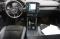 preview Volvo XC40 #2