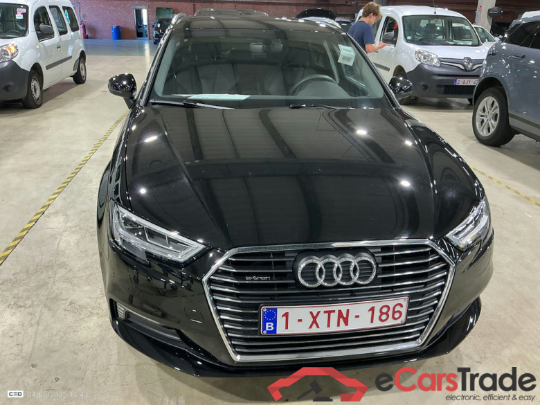 AUDI A3 SPORTBACK - 2017 40 TFSI e-tron PHEV Sport S tr.(EU6d-T.) Pack Platinum #1