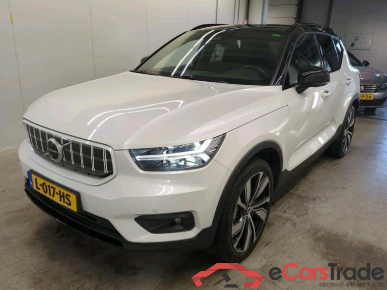 VOLVO XC40 Recharge P8 AWD RDes