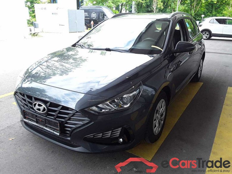 Hyundai i30 cw (PD)(01.2017->) DE - Kb5 1.0 T-GDI Mild-Hybrid EU6d, Select Mild-Hybrid - Garantieanspruch Rückleuchten prüfen