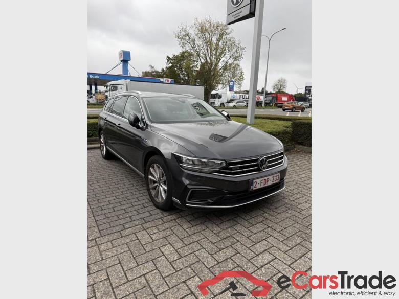 VOLKSWAGEN Passat Variant GTE Passat GTE 1.4 eHybrid PHEV DSG (EU6AP) (160 kW) #2 VOLKSWAGEN Passat Variant GTE Passat GTE 1.4 eHybrid PHEV DSG (EU6AP) (160 kW) #2