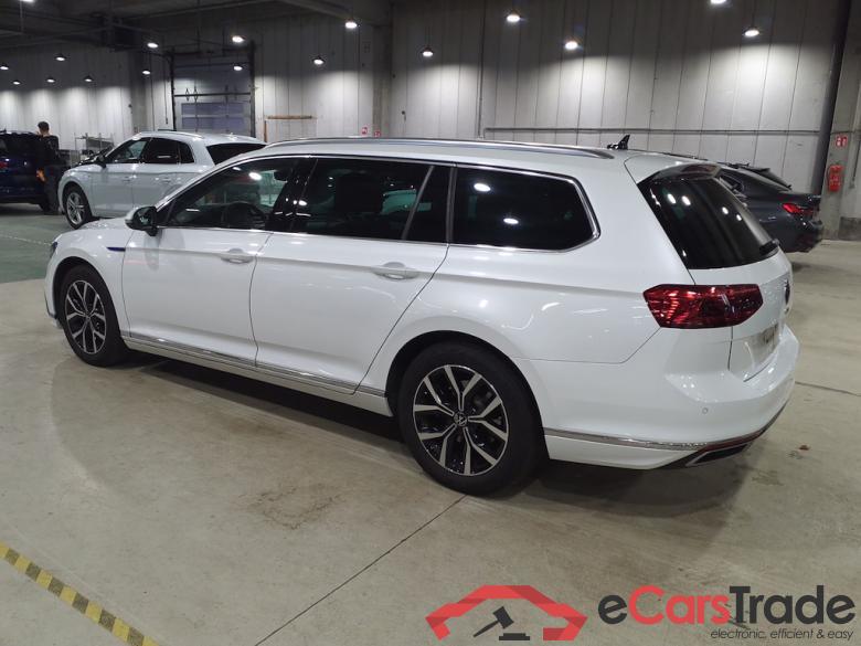 VOLKSWAGEN PASSAT VARIANT 1.4 TSI MSQ VARIANT GTE BUSINESS #2 VOLKSWAGEN PASSAT VARIANT 1.4 TSI MSQ VARIANT GTE BUSINESS #2