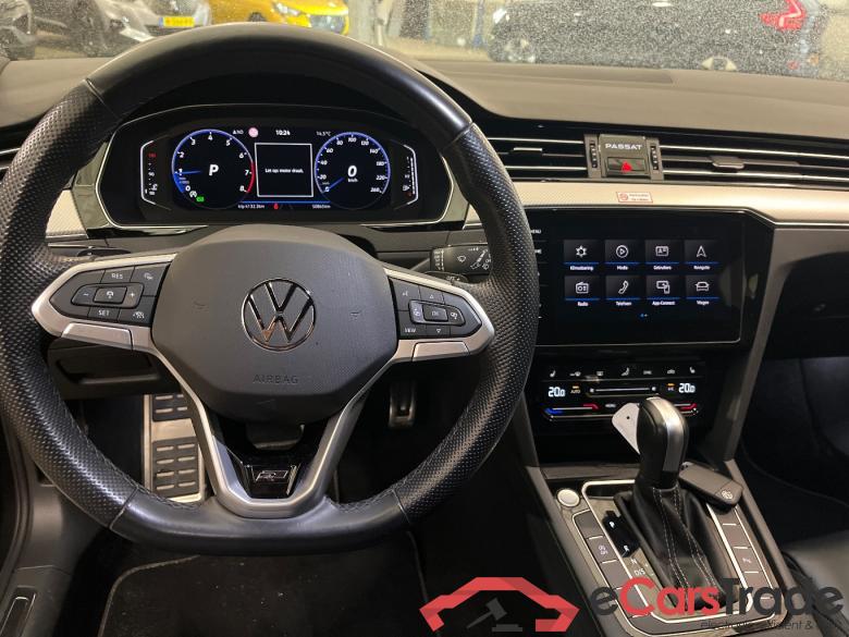 VOLKSWAGEN PASSAT VARIANT 1.5 TSI R-Line Bns #5 VOLKSWAGEN PASSAT VARIANT 1.5 TSI R-Line Bns #5