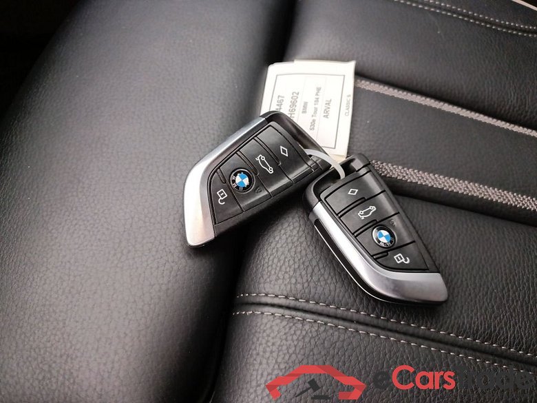 BMW 5 TOURING - 2020 530eA 184 PHEV 5d #4