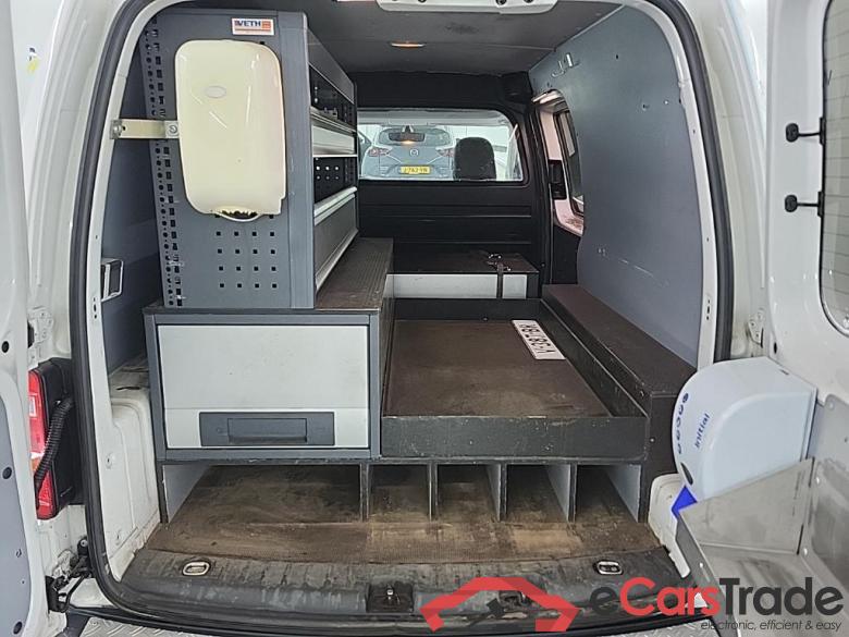 VOLKSWAGEN Caddy 2.0 TDI 90 kW 4MOTION Maxi 4D #5