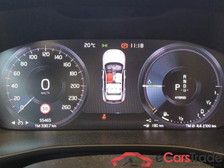 VOLVO XC40 / 2017 / 5P / SUV T4 PLUG-IN HYBRID AUTO RECH INSCRIP EXPR #4