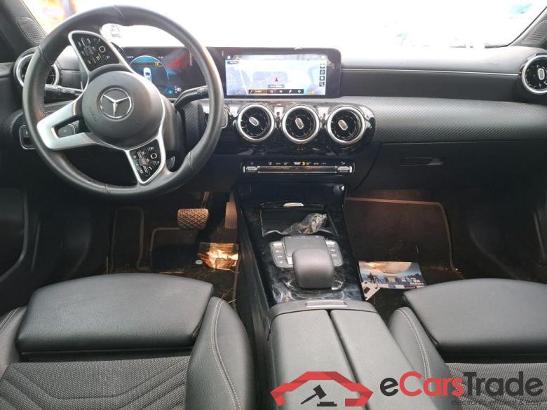 MERCEDES-BENZ Classe A Compact / 2018 / 5P / Berline A 180 Business Line 7G-DCT #5