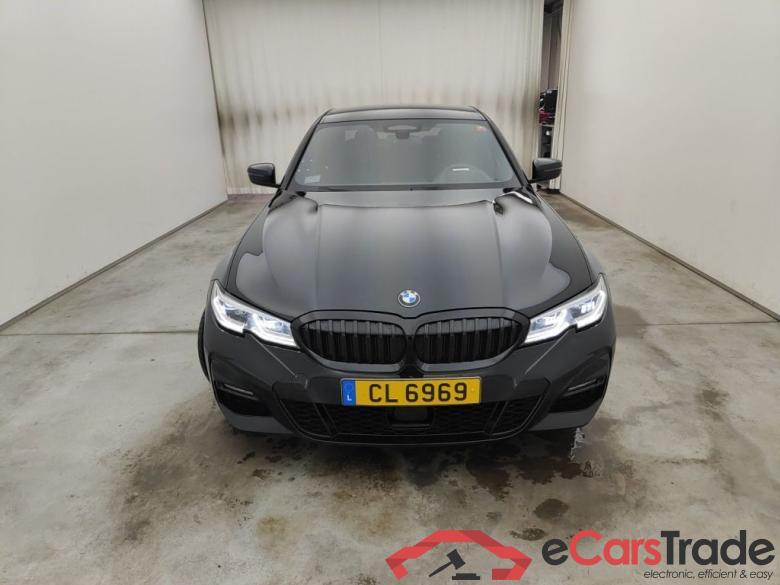 BMW 3 - 2019 330eA 184 PHEV 4d #5