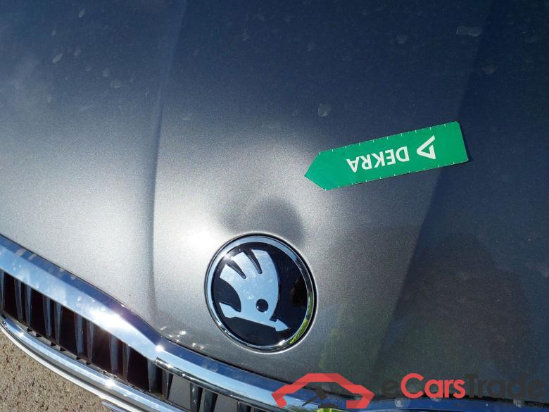 SKODA Octavia 2.0 TDI 110 kW (150CV) DSG 7 vel Automático Combi Design (Pano) #6