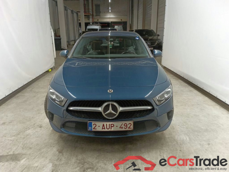 Mercedes-Benz A-Klasse A 250 e 5d #5