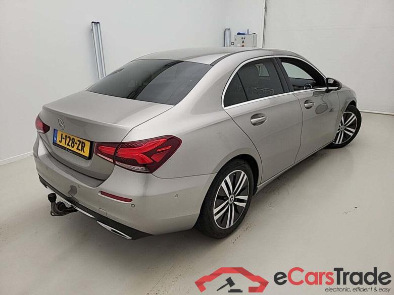 MERCEDES-BENZ A-klasse 180 Bns Sol. Luxury DCT #2