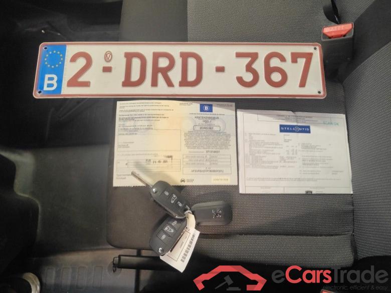 Peugeot Expert Long DC L3 2.0 BlueHDi 180 EAT8 4d #4