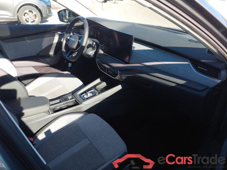 SKODA Octavia 2.0 TDI 110 kW (150CV) DSG 7 vel Automático Combi Design (Pano) #3