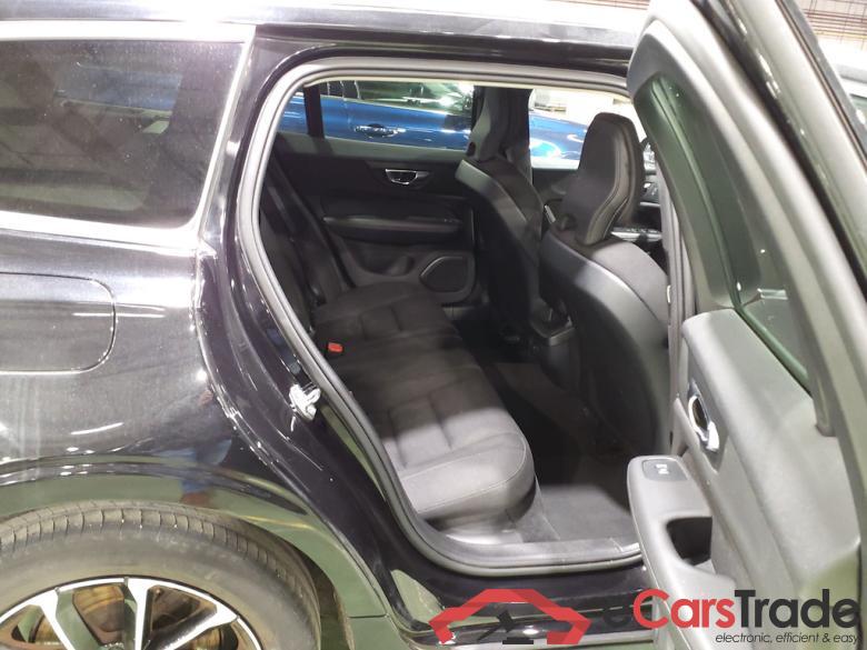 VOLVO V60 2.0 D3 MOMENTUM PRO #5