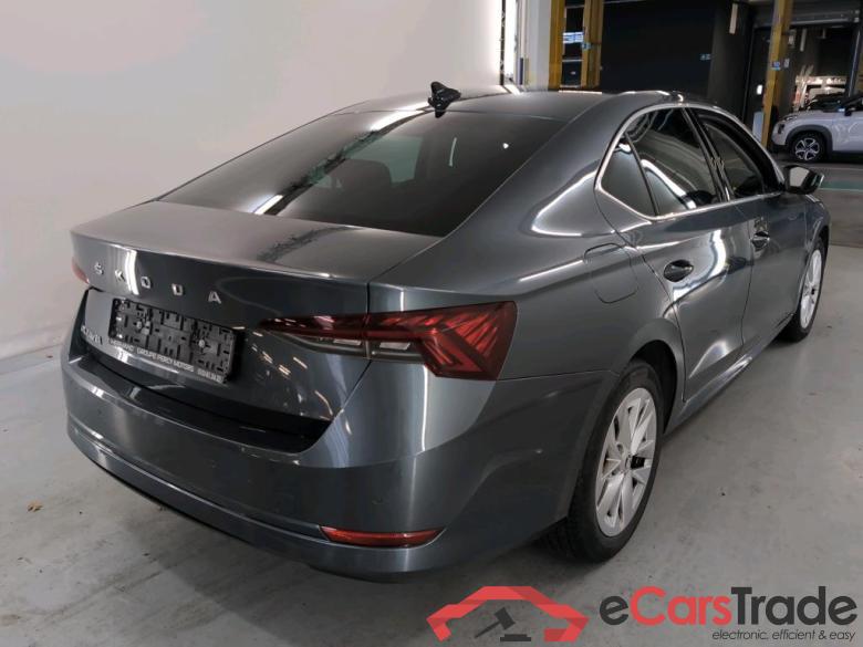 SKODA Octavia 2.0 CRTDI 110KW DSG7 STYLE #4