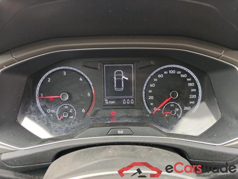 VOLKSWAGEN T-Roc / 2017 / 5P / todoterreno Advance 2.0 TDI 85kW (115CV) #4