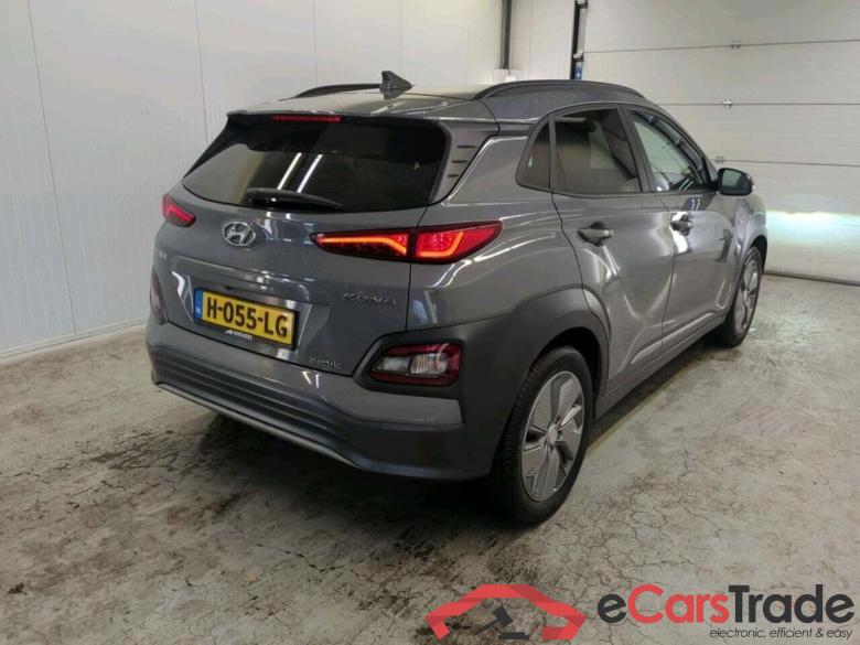 HYUNDAI Kona EV Premium 64 kWh #2