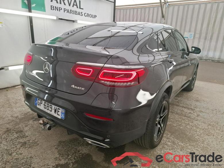 MERCEDES-BENZ GLC Coupe / 2019 / 5P / Coupé GLC 300 de AMG Line 4Matic #3