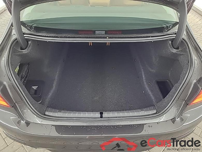 BMW 5 Serie Sedan 520iA 4D 135kW #5